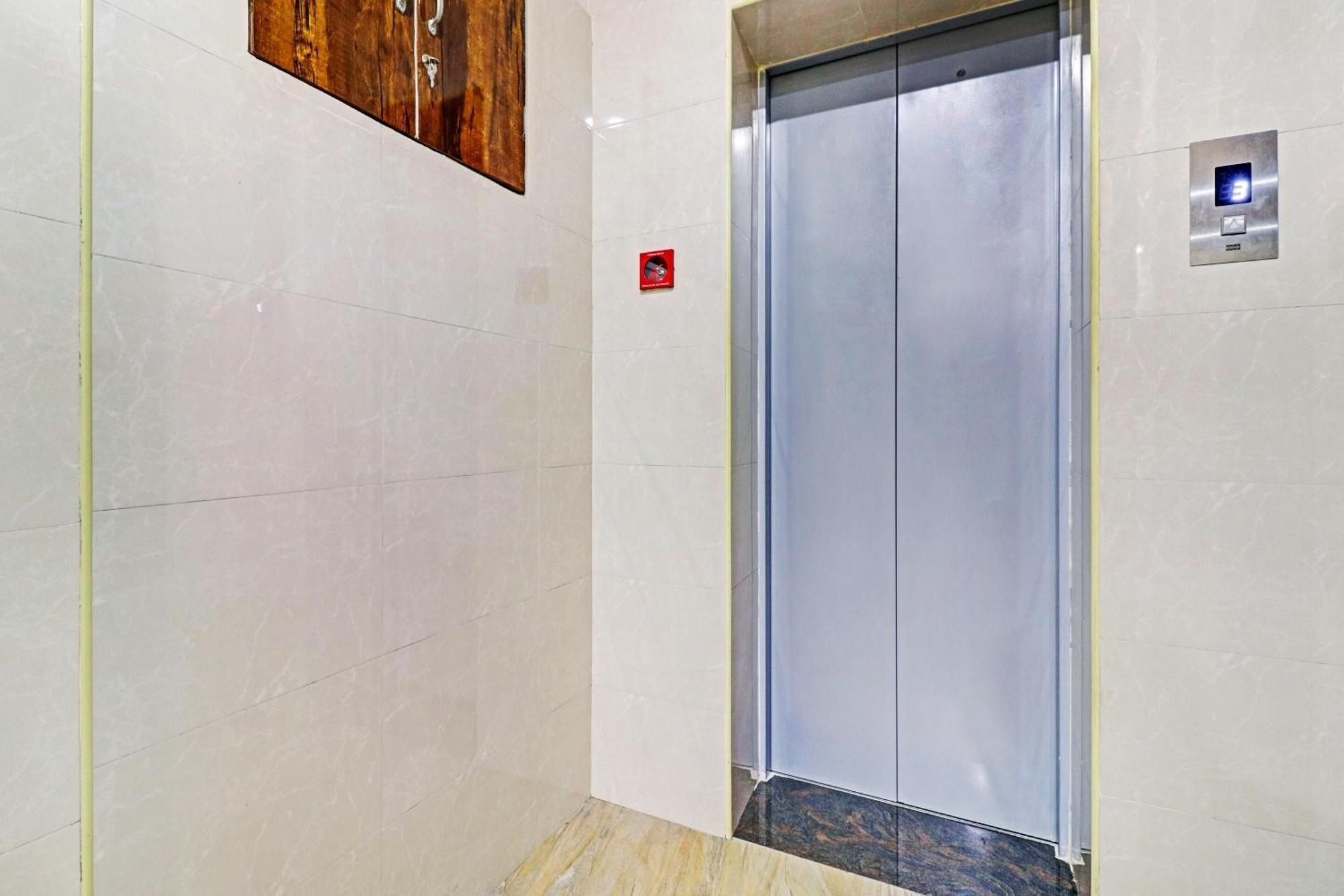 Spot On Kayal Residency Ξενοδοχείο Κοϊμπατόρε Εξωτερικό φωτογραφία