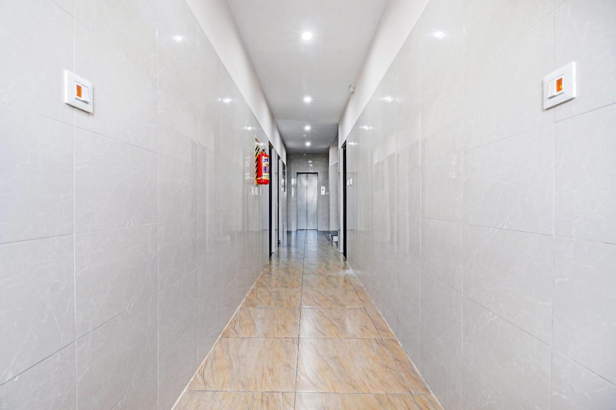 Spot On Kayal Residency Ξενοδοχείο Κοϊμπατόρε Εξωτερικό φωτογραφία
